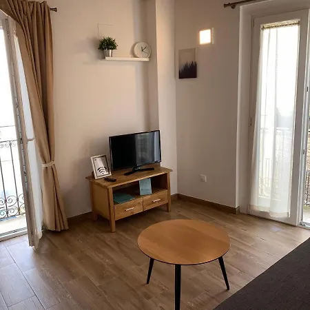 Impro Apartment *