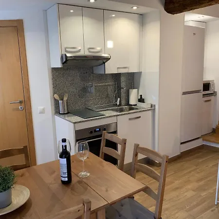 Impro Apartment *